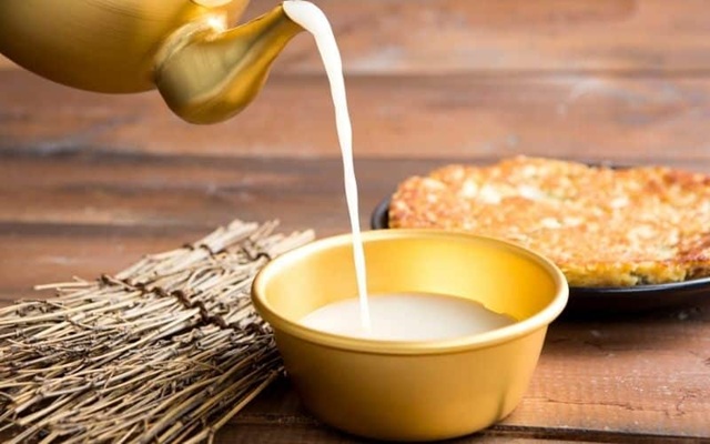 Phản ứng lên men rượu: Cơ chế, yếu tố ảnh hưởng và ứng dụng thực tiễn