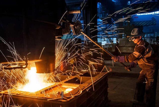 Hiện tượng điện phân được ứng dụng rộng rãi trong luyện kim