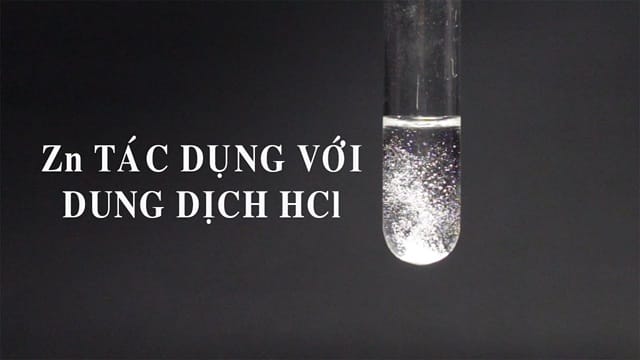 Kim loại trung bình là Zn vẫn có thể phản ứng được với HCl loãng