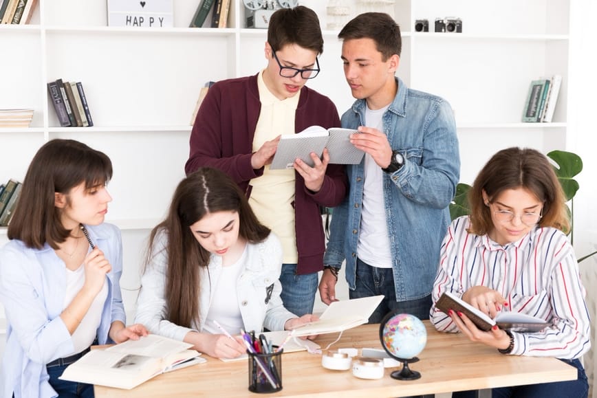 Khi nghiên cứu tài liệu hóa học viết bằng tiếng Anh, bạn nên cập nhật thuật ngữ chuyên ngành