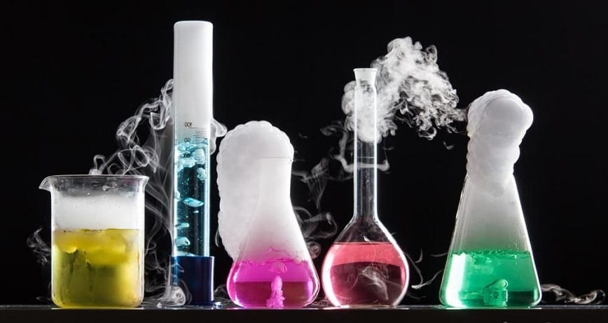 Phản ứng Na2SO3 + HCl sinh ra chất gì?