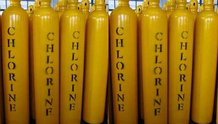 Tinh thể FeSO4.7H2O có màu xanh lục nhạt